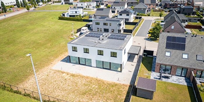 Ten groeneweghe, Roeselare : Maison 3 pièces à vendre