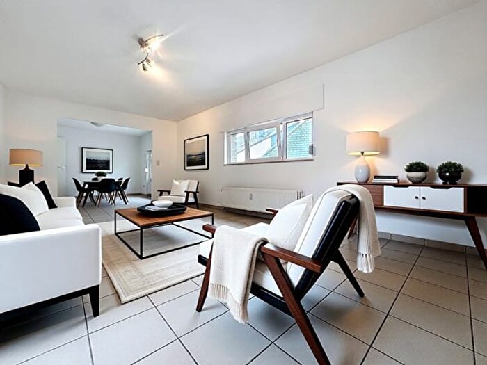 Appartement 9 pièces à Rue Busleyden, Arlon, à vendre