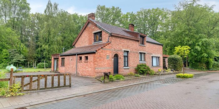 Radiumstraat, Olen : Maison 4 pièces à vendre