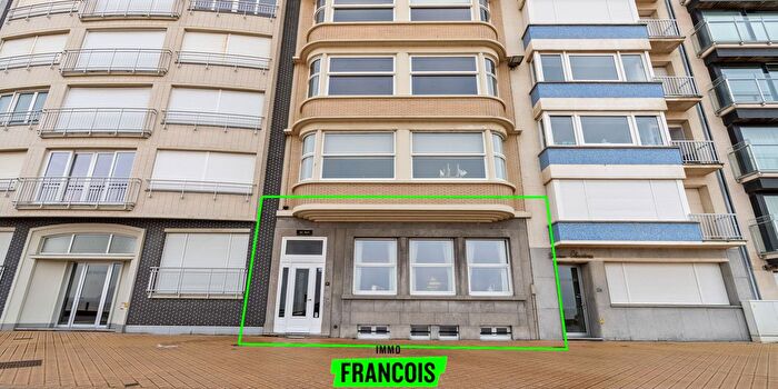 Appartement 3 pièces à Zeedijk, Oostende, à vendre