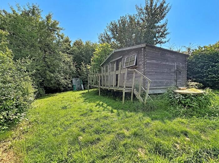 Allée des Acacias, Hastièrelavaux - Maison 1 pièce à vendre