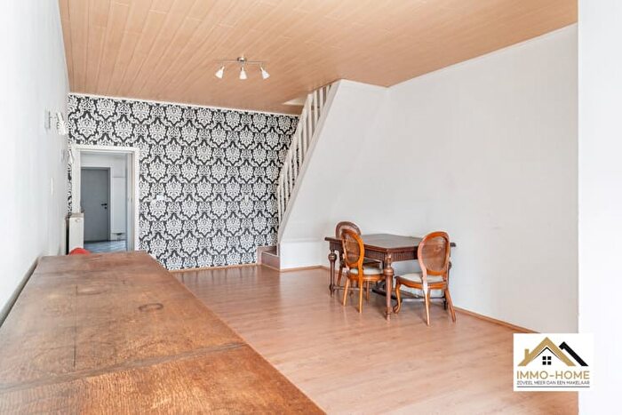 Maison 1 pièce à Antwerpsesteenweg, Sintamandsberg, à vendre