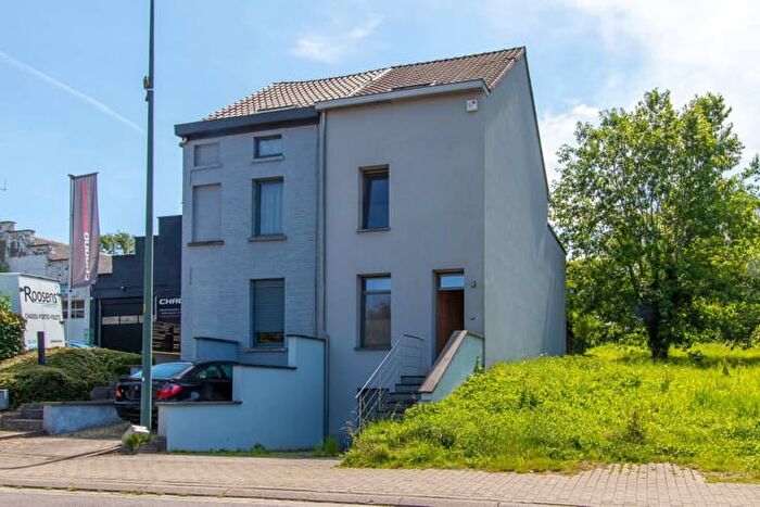 Maison 3 pièces à louer - Dorpsstraat, SINTGENESIUSRODE