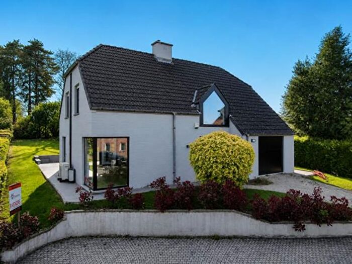 Rue Jean Theys, BraineleChâteau - Maison 4 pièces à vendre