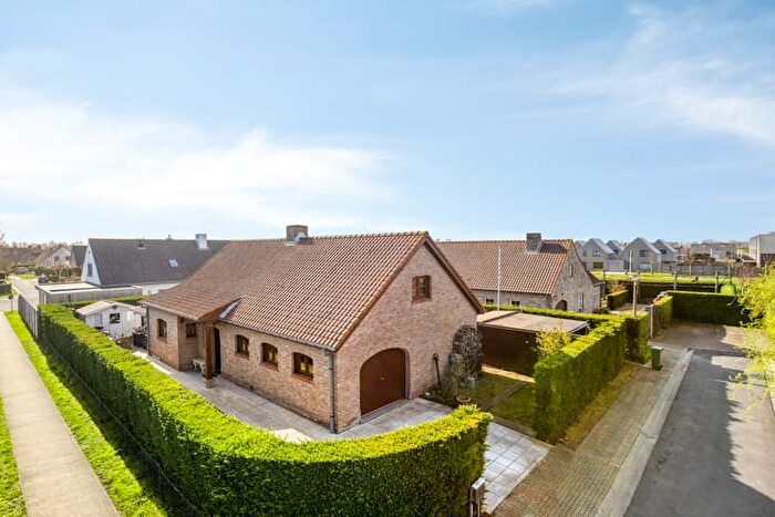 Maison 13 pièces à vendre à Pemenhoek, Nieuwpoort