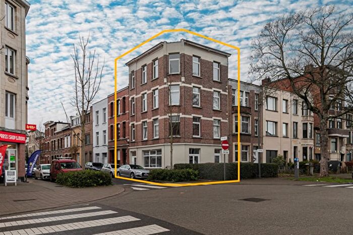 Van Lissumstraat, DEURNE - Maison 4 pièces à vendre