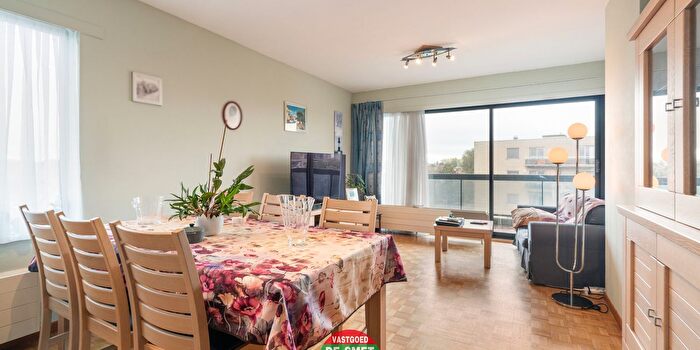 Appartement 2 pièces à Edward de Denestraat, Assebroek, à vendre