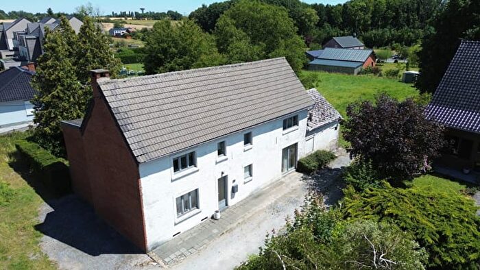 Rue Leon Francois, BoisdeVillers : Maison 5 pièces à vendre