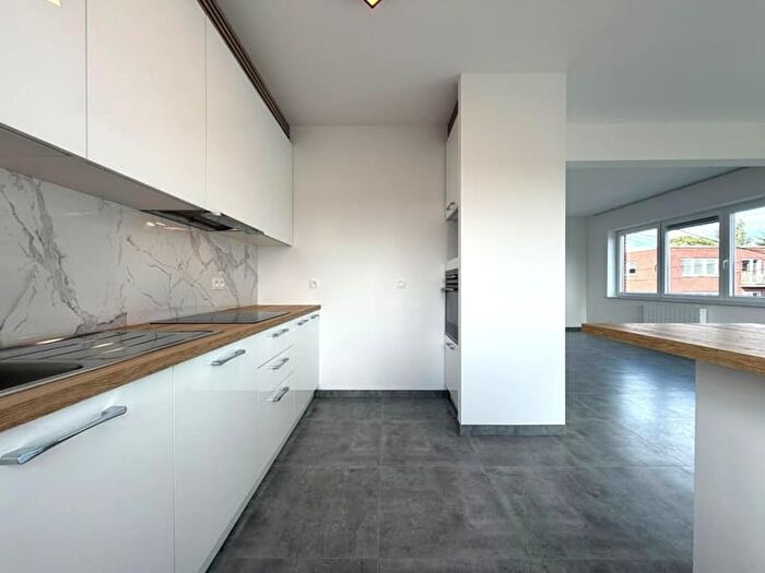 Avenue des Lilas, Rocourt : Appartement 2 pièces à louer