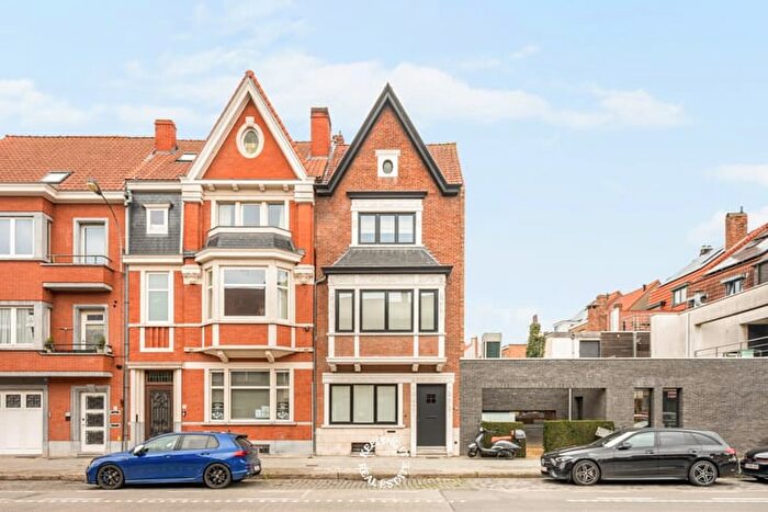 Leopold Ilaan, Brugge : Maison 1 pièce à vendre