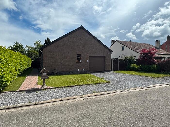 Vlierstraat, Muizen Mechelen : Maison 3 pièces à vendre