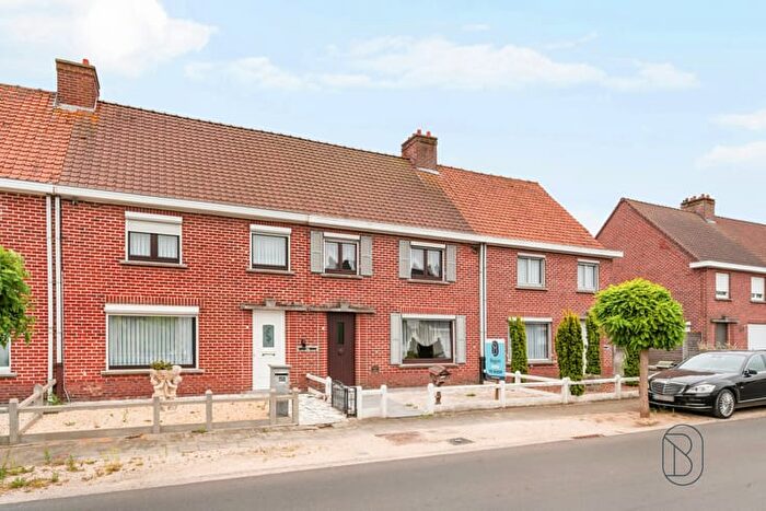 Maison 3 pièces à Dentergemstraat, Oostrozebeke, à vendre