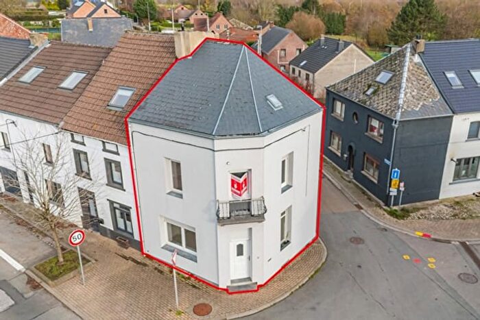 Maison 3 pièces à vendre à Rue Dernier Patard, Genappe