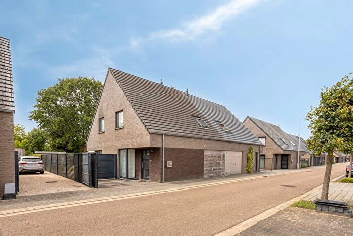 Maison 3 pièces à Salamanderstraat, Hasselt, à vendre