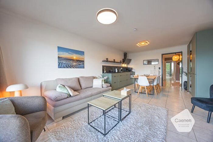 Appartement 9 pièces à vendre à Troonstraat, Oostende