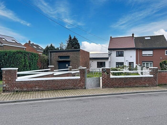 Maison 3 pièces à vendre à Rue de la Duchère, MONTIGNIESSURSAMBRE
