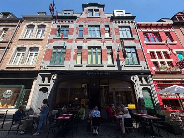 Rue des Brasseurs, Namur - Appartement 2 pièces à louer