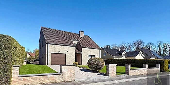 Rue des Droits de lHomme, MorlanwelzMariemont - Maison 4 pièces à vendre
