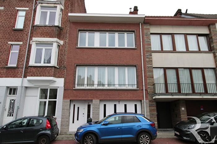 Maison 4 pièces à louer à Rue Longue, Drogenbos