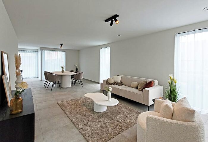 Maison 8 pièces à Baljuwstraat, Dentergem, à vendre