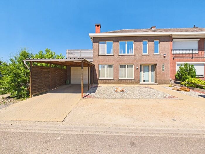Maison 3 pièces à vendre à Mouveldstraat, NIEUWERKERKEN