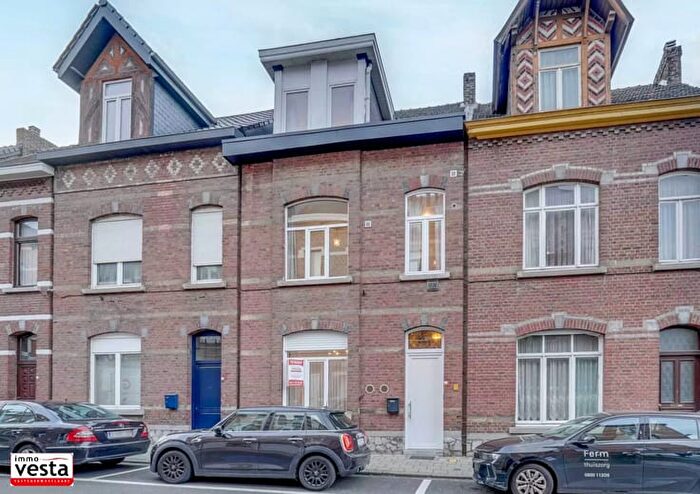 SPOORWEGSTRAAT, SintTruiden : Maison 4 pièces à vendre