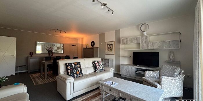 Appartement 3 pièces à Willekensmolenstraat, Hasselt, à louer
