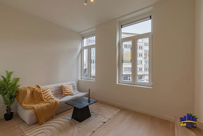 Appartement 4 pièces à Edmond Van Hoorebekestraat, Ledeberg, à vendre