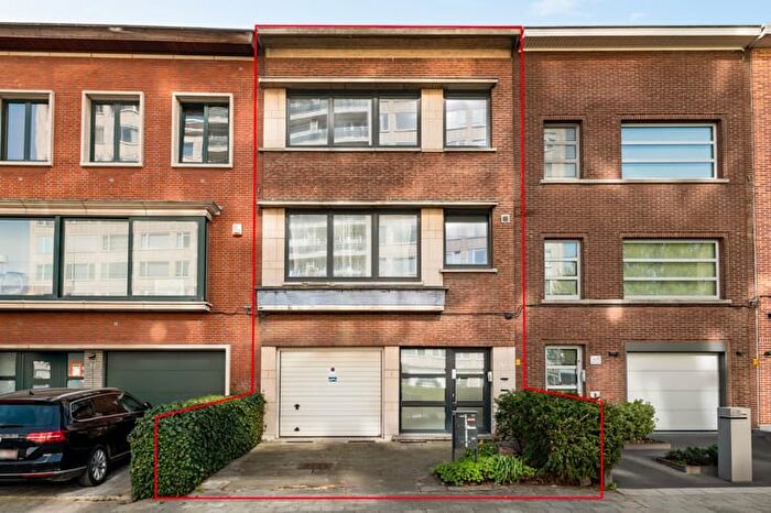 Jupiterstraat, BERCHEM : Maison 5 pièces à vendre