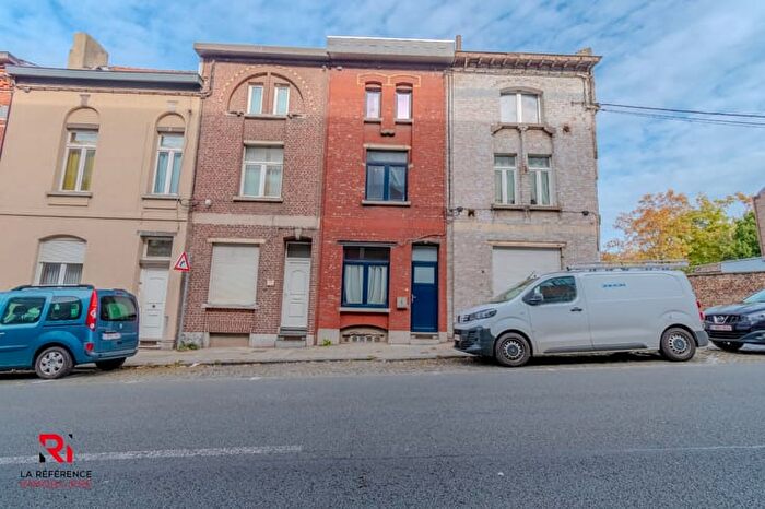 Maison 6 pièces à vendre - Rue De La Broucheterre, Charleroi