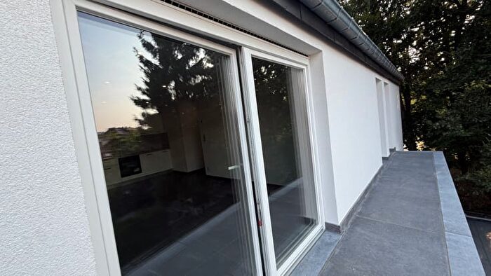 Appartement 5 pièces à louer à Rue De La Broucheterre, Charleroi
