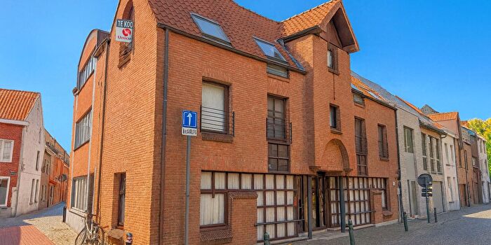 Kerkplein, Eeklo - Appartement 4 pièces à vendre