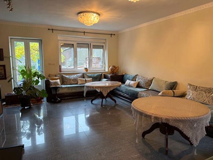 Chaussee de bruxelles, Lodelinsart - Maison 4 pièces à vendre