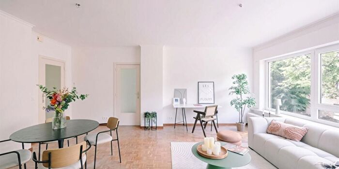 Appartement 2 pièces à SintDorotheastraat, SintAmandsberg, à vendre