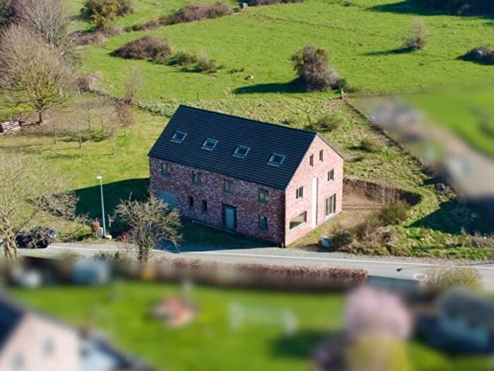 Maison 9 pièces à vendre à Rue Fontaines, Oppagne