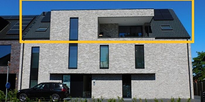 Appartement 4 pièces à Kazernelaan, Helchteren, à louer