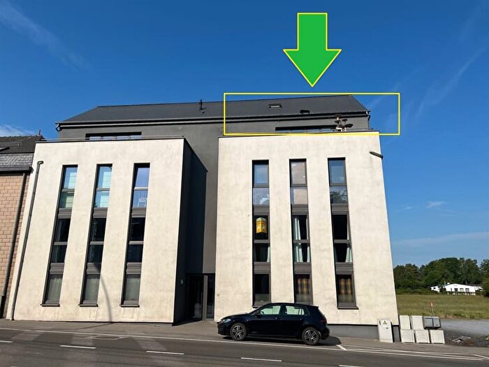 Chaussée d'Arlon, C : Appartement 2 pièces à vendre