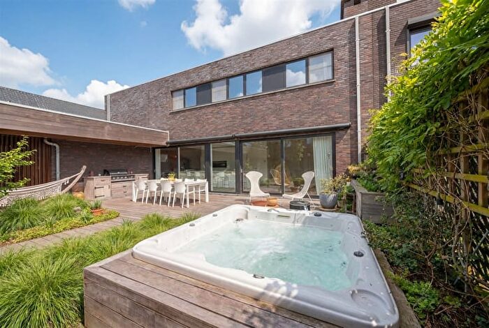 Oud Veer, NIEL : Maison 4 pièces à vendre