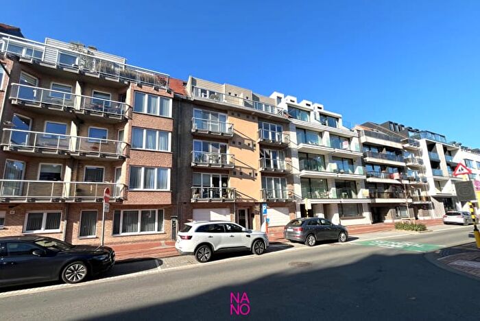 Appartement 15 pièces à vendre à Paul Parmentierlaan, KnokkeHeist