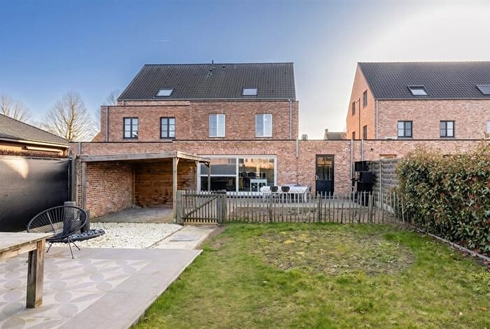 Maison 6 pièces à Verbindingsstraat, Noorderwijk, à vendre