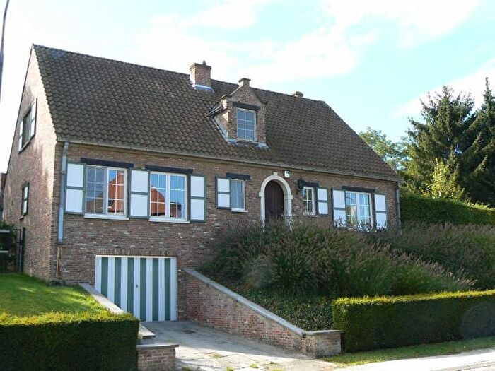 Avenue des Pétrels, RhodeSaintGenèse : Maison 1 pièce à louer