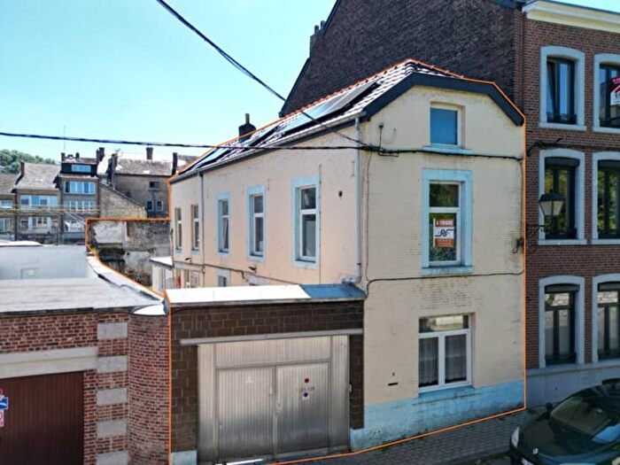 Maison 3 pièces à vendre à Rue de la Couronne, Huy
