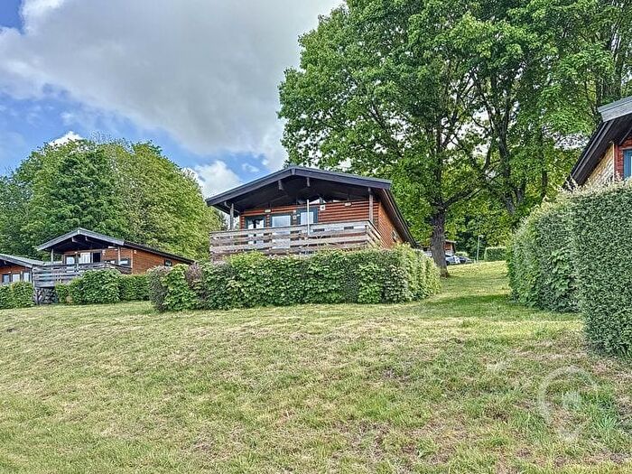 Maison 3 pièces à vendre à LesEtoiles, Hastière