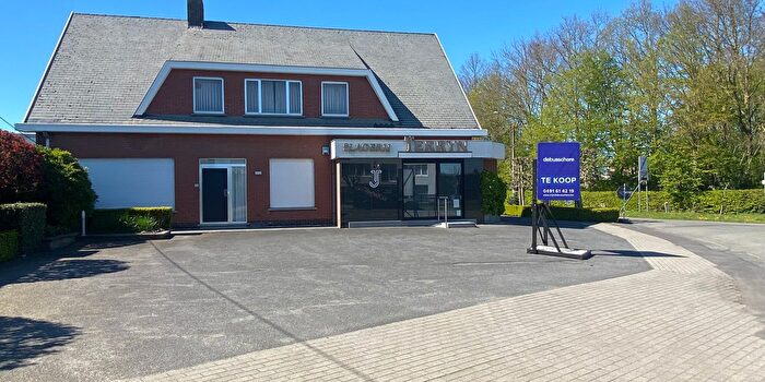 Meensesteenweg, Roeselare : Maison 4 pièces à vendre