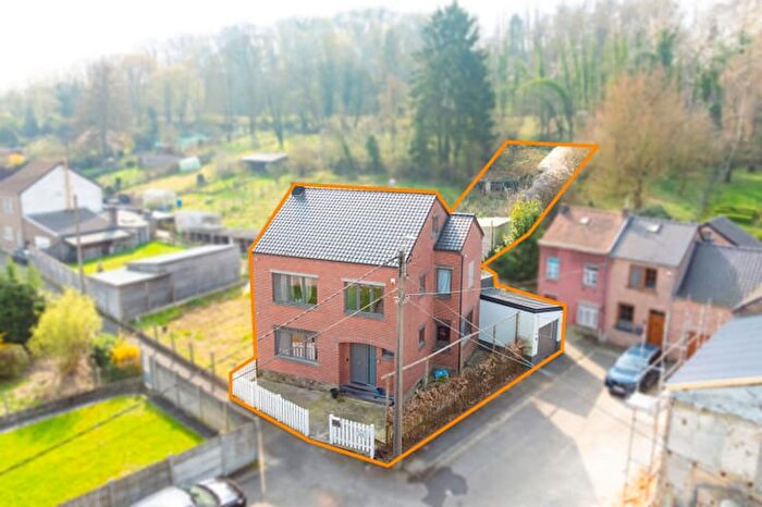 Maison 4 pièces à vendre - Rue de la Fontaine, Glons