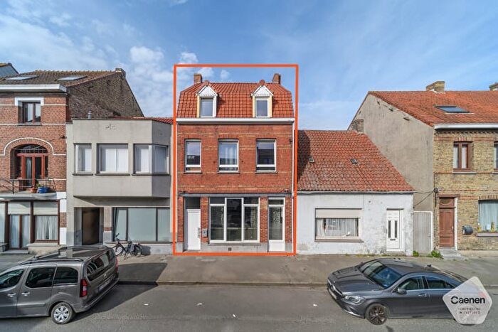 Veurnestraat, De Panne - Maison 15 pièces à vendre