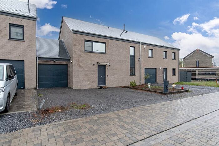 Rue Léon Delchavée, AUBANGE : Maison 3 pièces à vendre