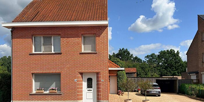 Maison 4 pièces à vendre à Monseigneur Raeymaekersstraat, Hulshout