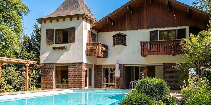 Rue des Châtaigniers, Amougies : Maison 7 pièces à vendre