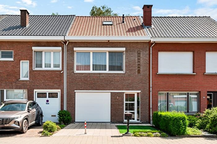 Maison 12 pièces à vendre à Schoutlaan, Ekeren